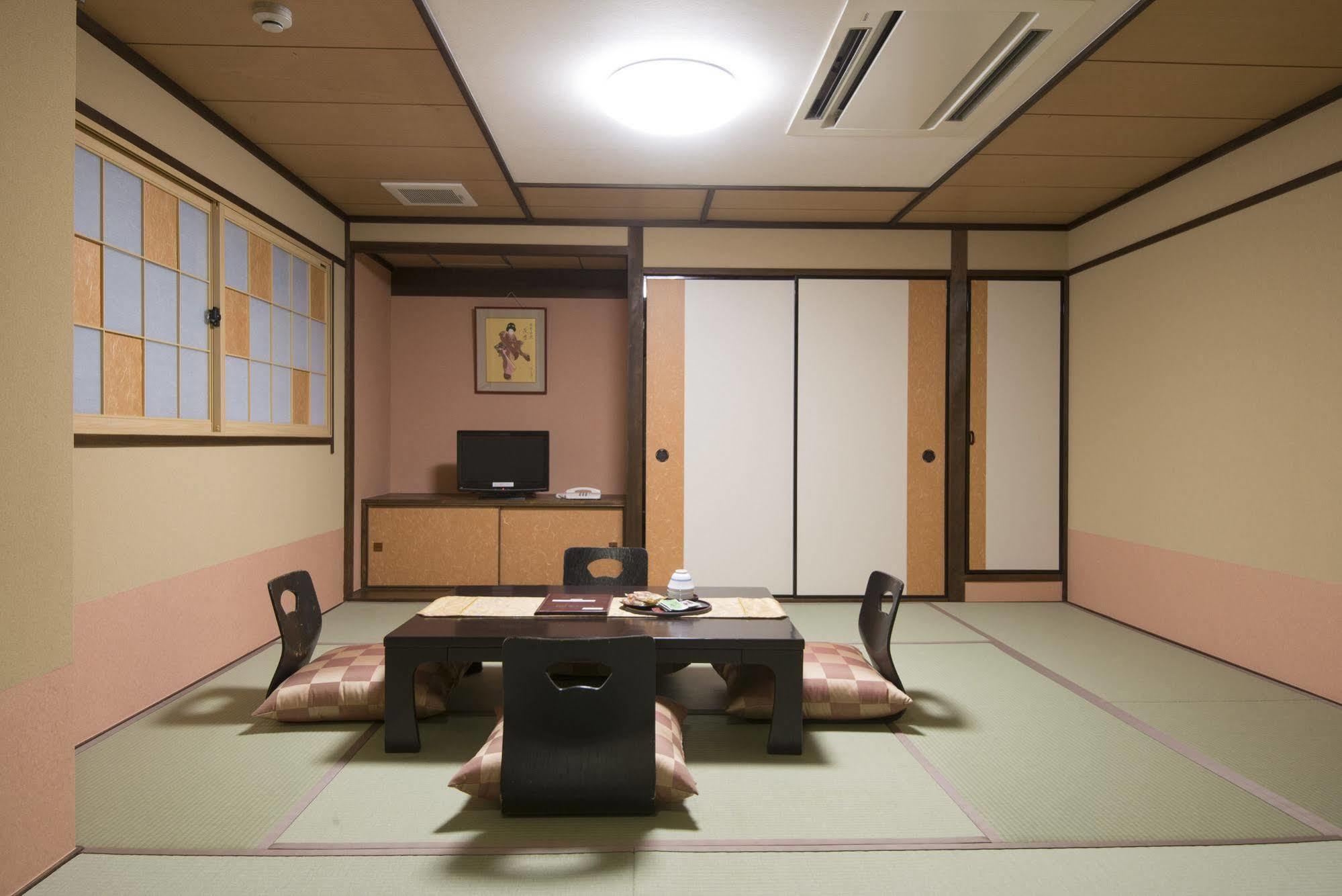 Tenpyo Ryokan Nara Exterior photo